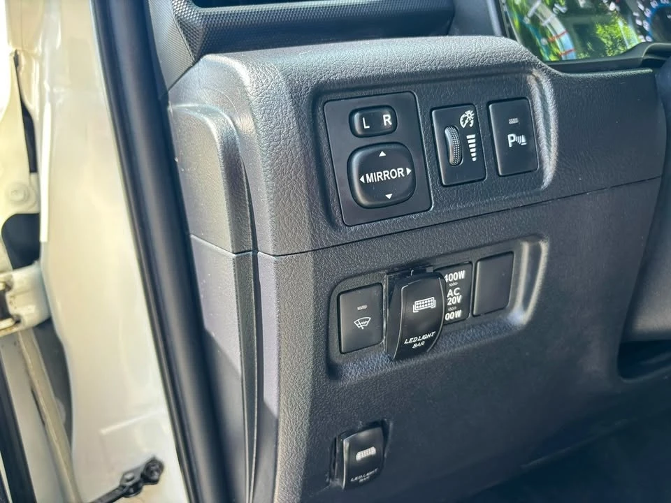 2014 Toyota 4Runner 5th Gen - Image 14 of 20