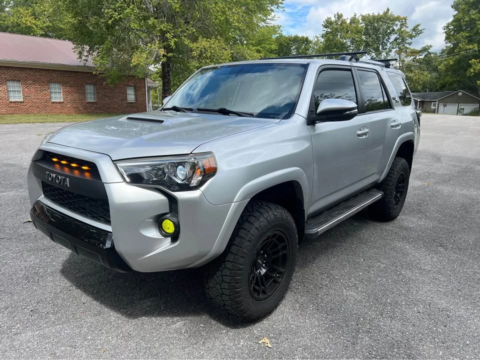 2014 Toyota 4Runner 5th Gen - Image 13 of 14