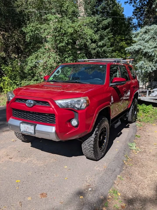 2014 Toyota 4Runner 5th Gen - Image 3 of 8