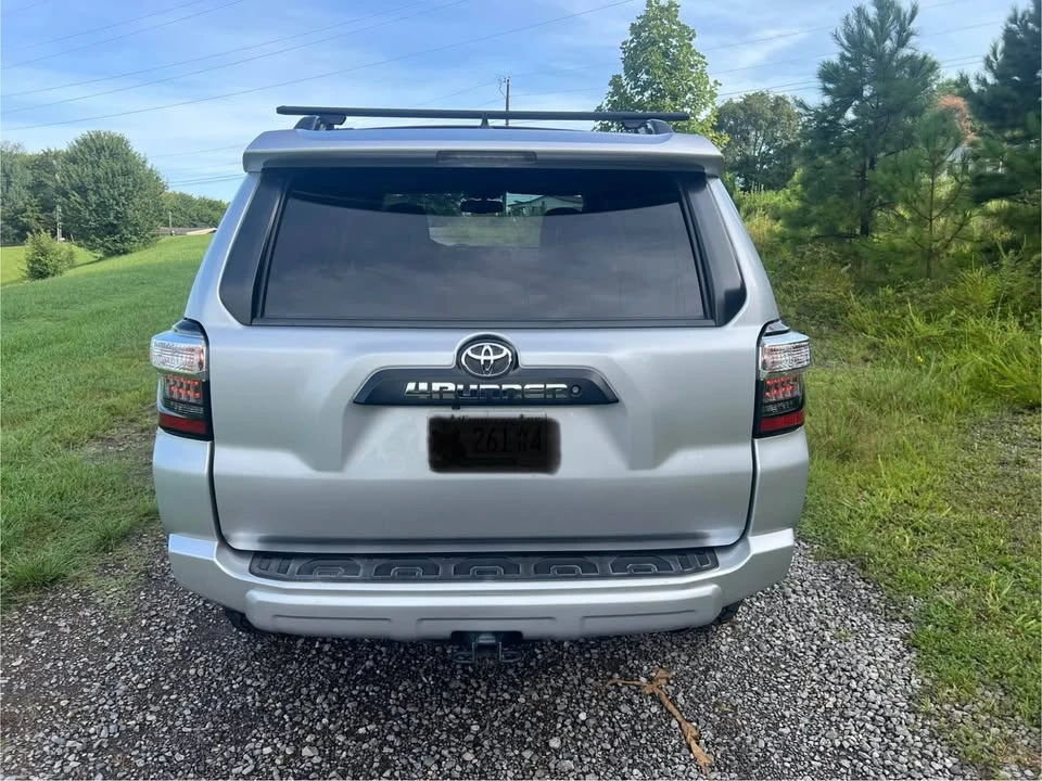 2014 Toyota 4Runner 5th Gen - Image 5 of 15