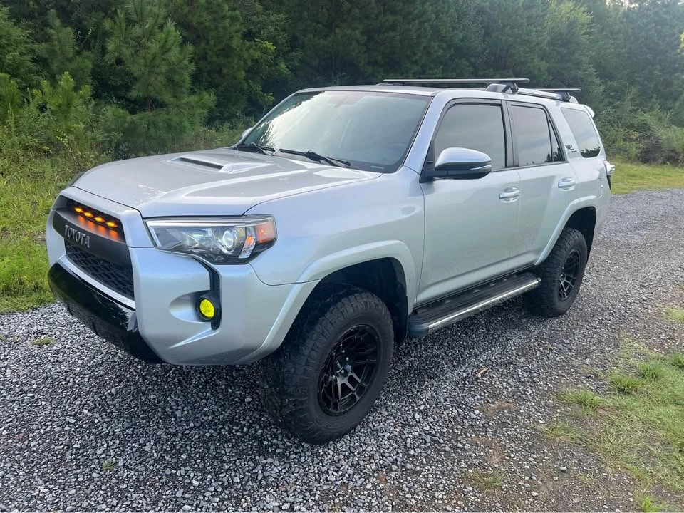 2014 Toyota 4Runner 5th Gen - Image 2 of 15