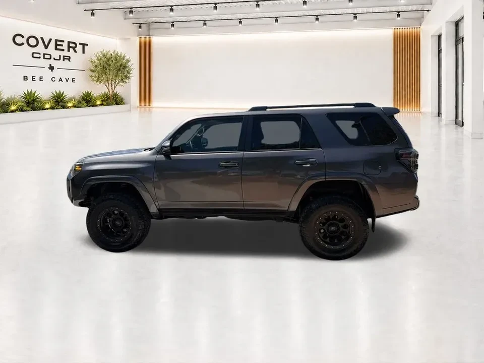 2014 Toyota 4Runner 5th Gen - Image 6 of 19