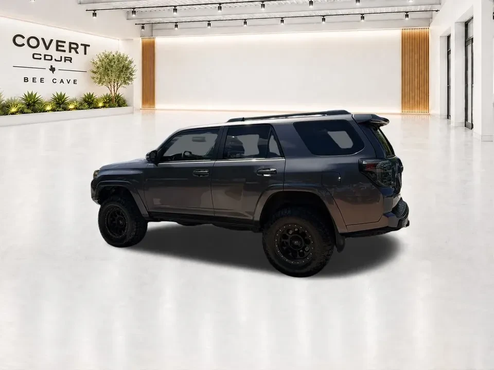 2014 Toyota 4Runner 5th Gen - Image 7 of 19