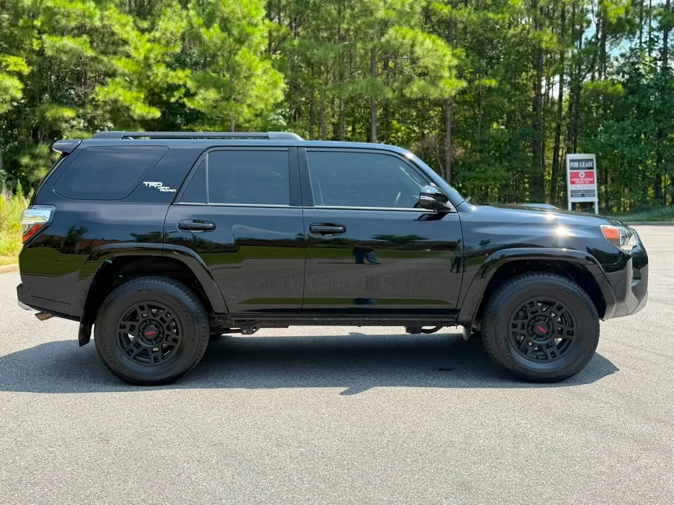 2014 Toyota 4Runner 5th Gen - Image 4 of 13