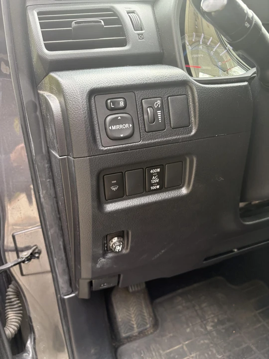 2014 Toyota 4Runner 5th Gen - Image 28 of 31