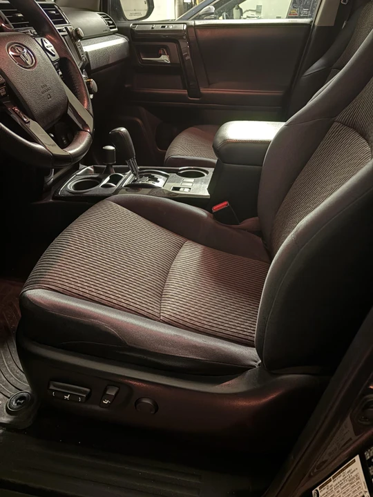 2014 Toyota 4Runner 5th Gen - Image 23 of 31