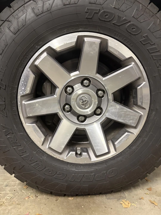 2014 Toyota 4Runner 5th Gen - Image 19 of 31