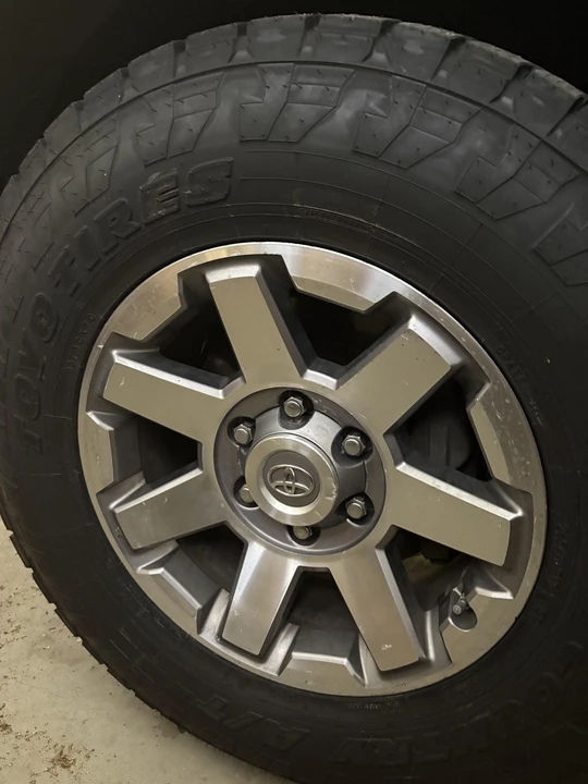2014 Toyota 4Runner 5th Gen - Image 17 of 31