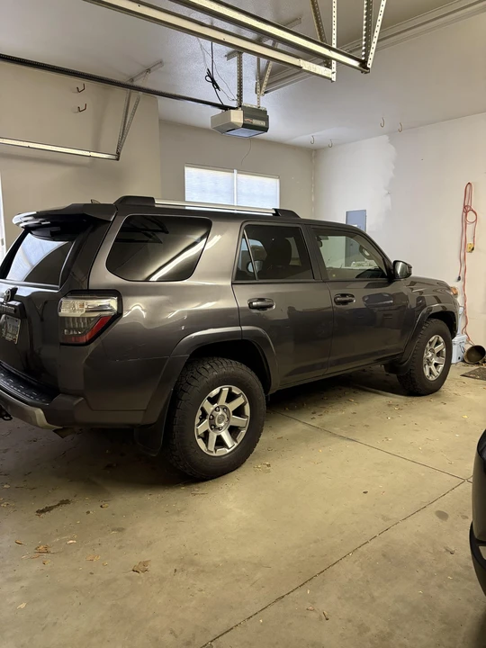 2014 Toyota 4Runner 5th Gen - Image 10 of 31