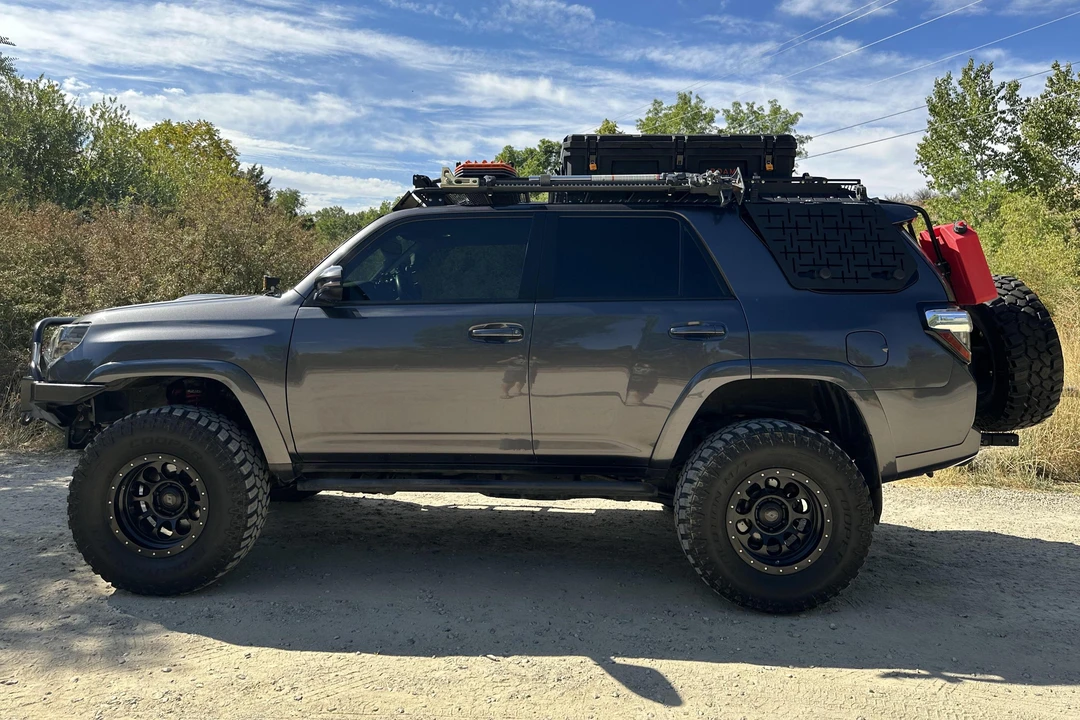 2014 Toyota 4Runner 5th Gen - Image 3 of 30