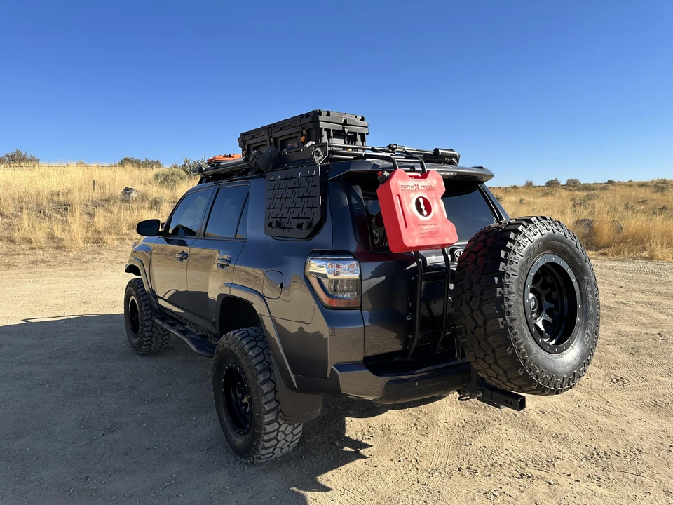 2014 Toyota 4Runner 5th Gen - Image 11 of 30