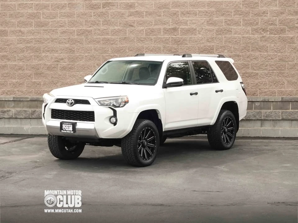2014 Toyota 4Runner 5th Gen - Image 3 of 20