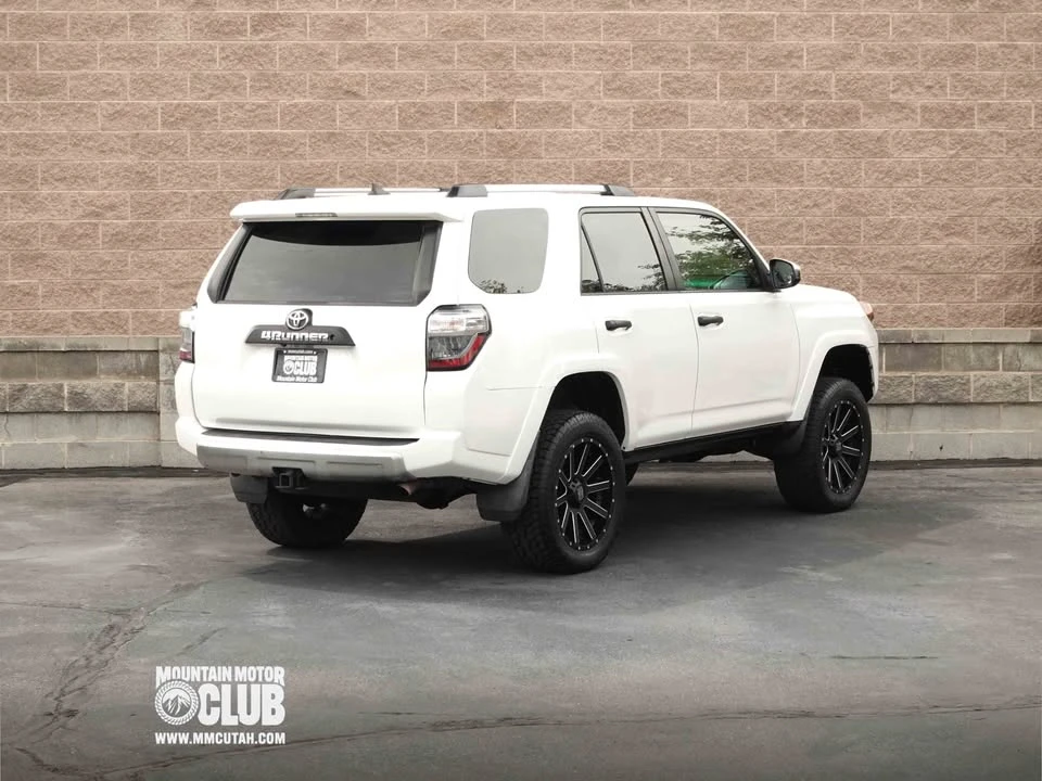 2014 Toyota 4Runner 5th Gen - Image 8 of 20