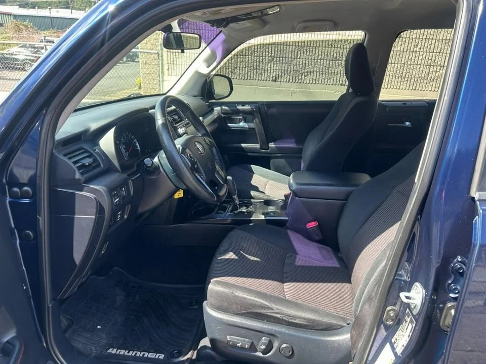 2014 Toyota 4Runner 5th Gen - Image 9 of 16