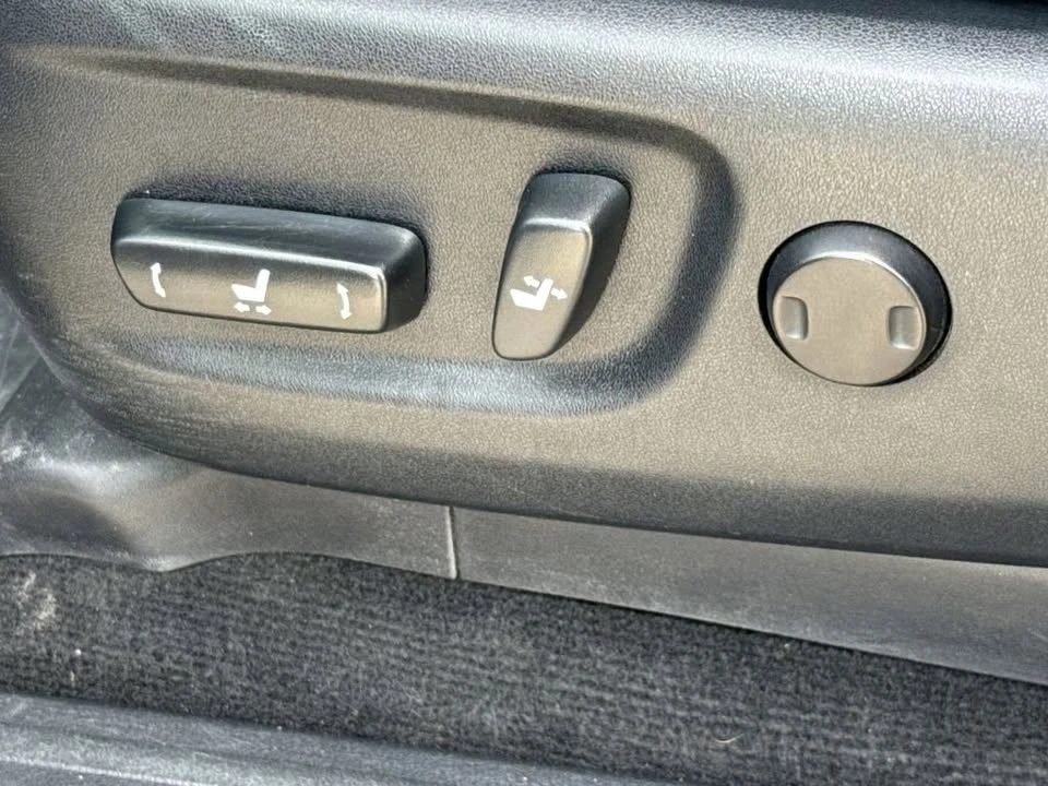 2014 Toyota 4Runner 5th Gen - Image 17 of 20
