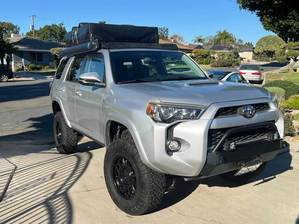 2014 Toyota 4Runner 5th Gen - Image 3 of 12