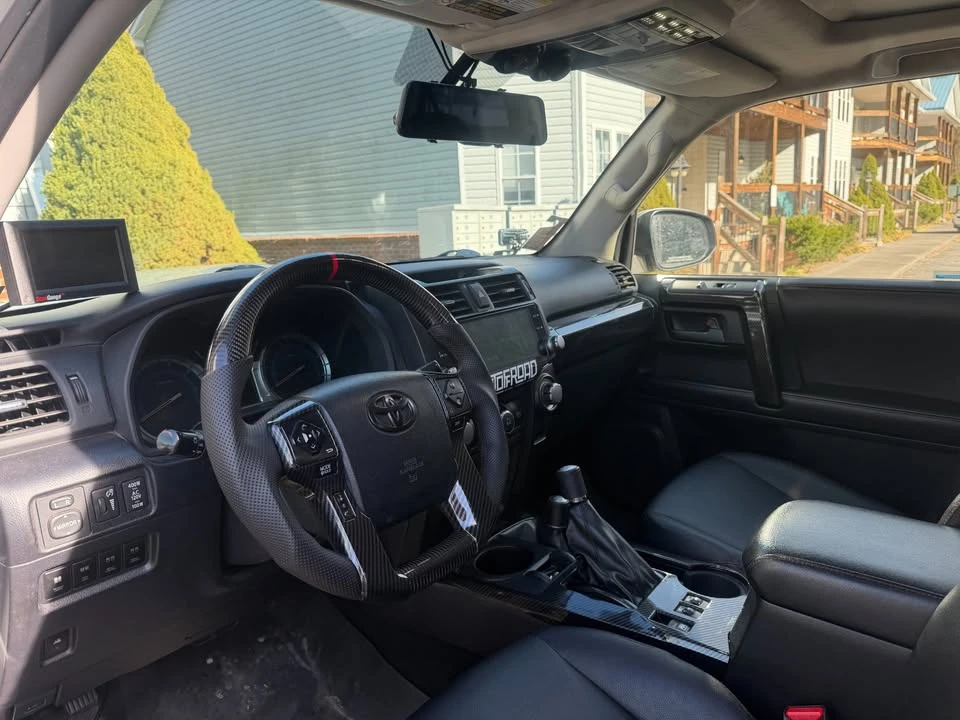2014 Toyota 4Runner 5th Gen - Image 6 of 9