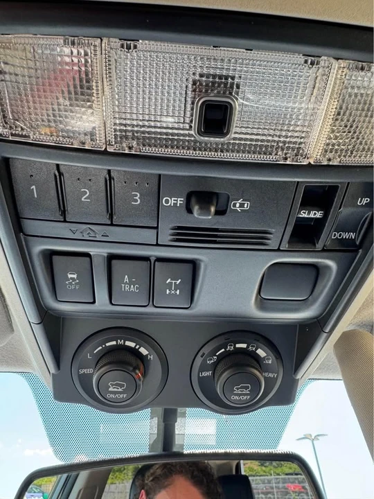 2014 Toyota 4Runner 5th Gen - Image 9 of 16