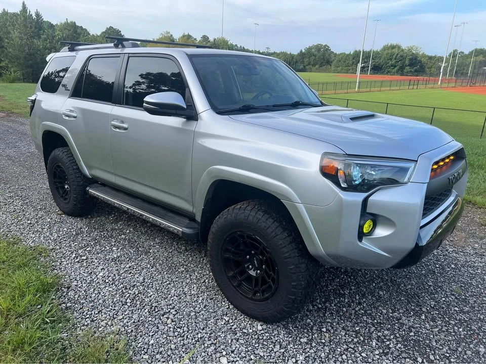 2014 Toyota 4Runner 5th Gen - Image 4 of 14