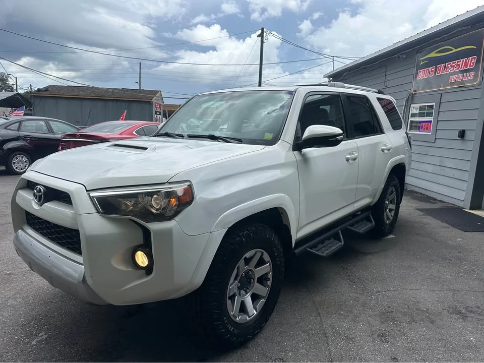 2014 Toyota 4Runner 5th Gen - Image 6 of 17