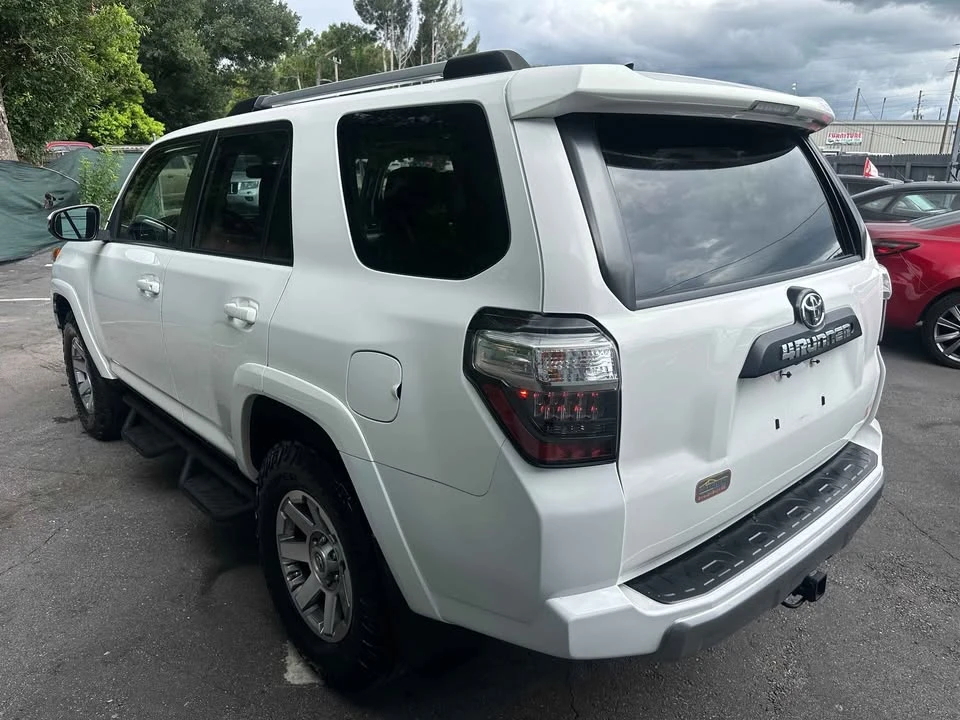 2014 Toyota 4Runner 5th Gen - Image 6 of 17