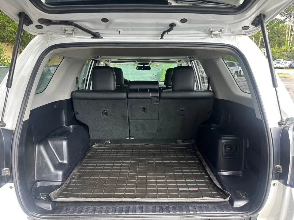 2014 Toyota 4Runner 5th Gen - Image 16 of 17