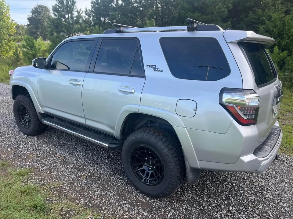 2014 Toyota 4Runner 5th Gen - Image 4 of 14