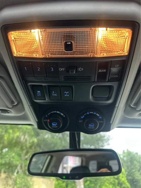 2014 Toyota 4Runner 5th Gen - Image 15 of 17