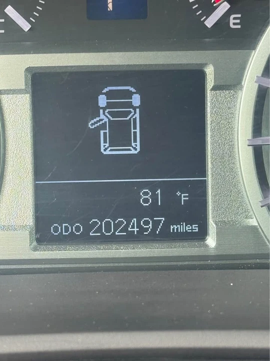 2014 Toyota 4Runner 5th Gen - Image 16 of 19