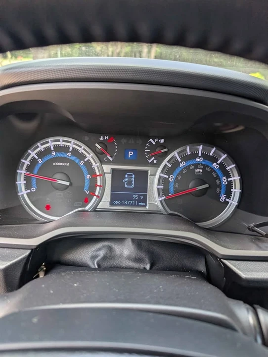 2014 Toyota 4Runner 5th Gen - Image 5 of 11