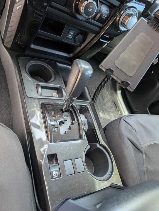 2014 Toyota 4Runner 5th Gen - Image 6 of 11