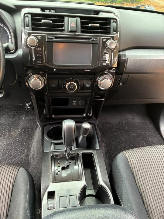 2014 Toyota 4Runner 5th Gen - Image 9 of 19