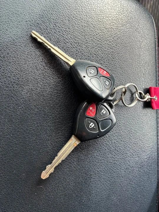 2014 Toyota 4Runner 5th Gen - Image 17 of 19