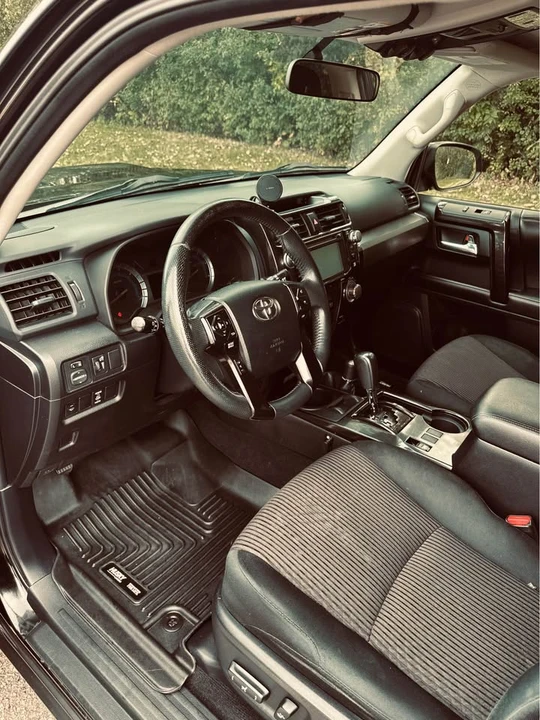 2014 Toyota 4Runner 5th Gen - Image 17 of 20