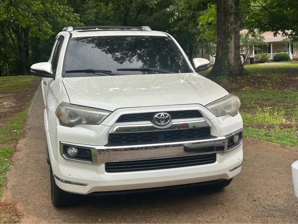 2014 Toyota 4Runner 5th Gen - Image 3 of 15
