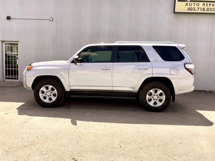 2014 Toyota 4Runner 5th Gen - Image 4 of 14