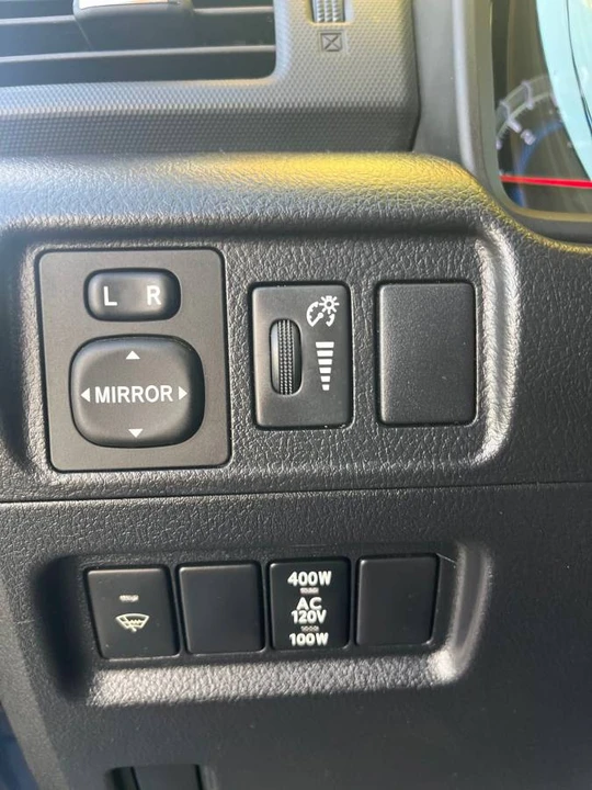 2014 Toyota 4Runner 5th Gen - Image 4 of 7