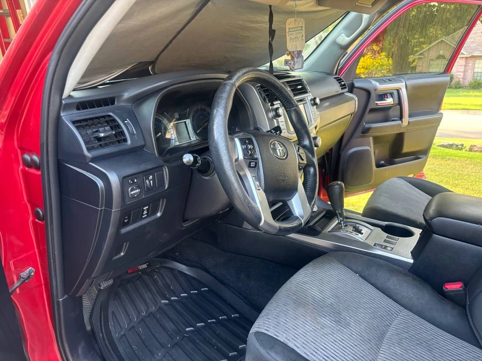 2014 Toyota 4Runner 5th Gen - Image 4 of 7