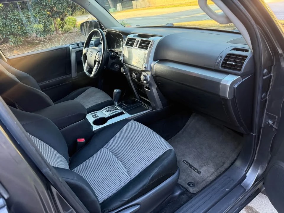 2014 Toyota 4Runner 5th Gen - Image 7 of 15