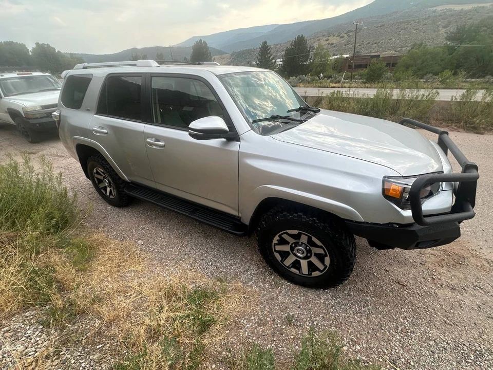 2014 Toyota 4Runner 5th Gen - Image 4 of 18