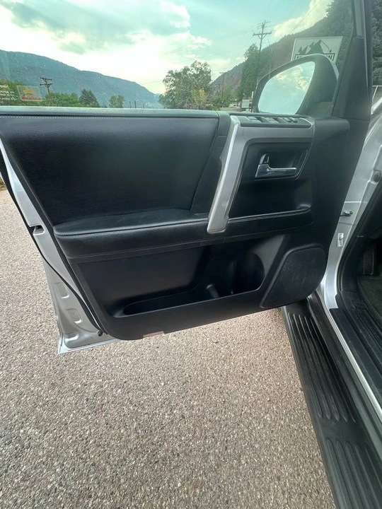 2014 Toyota 4Runner 5th Gen - Image 15 of 18