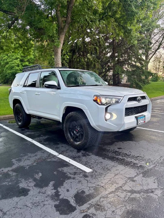 2014 Toyota 4Runner 5th Gen - Image 17 of 17