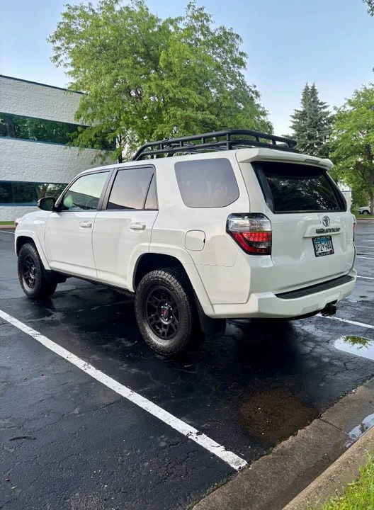 2014 Toyota 4Runner 5th Gen - Image 4 of 17