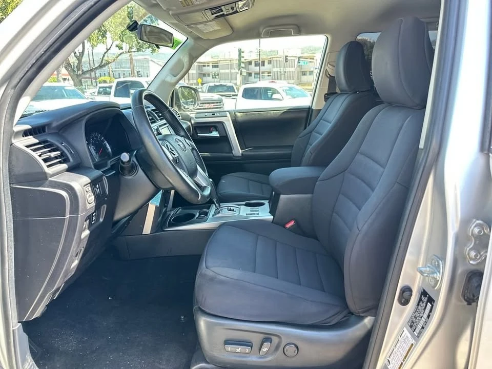 2014 Toyota 4Runner 5th Gen - Image 7 of 9