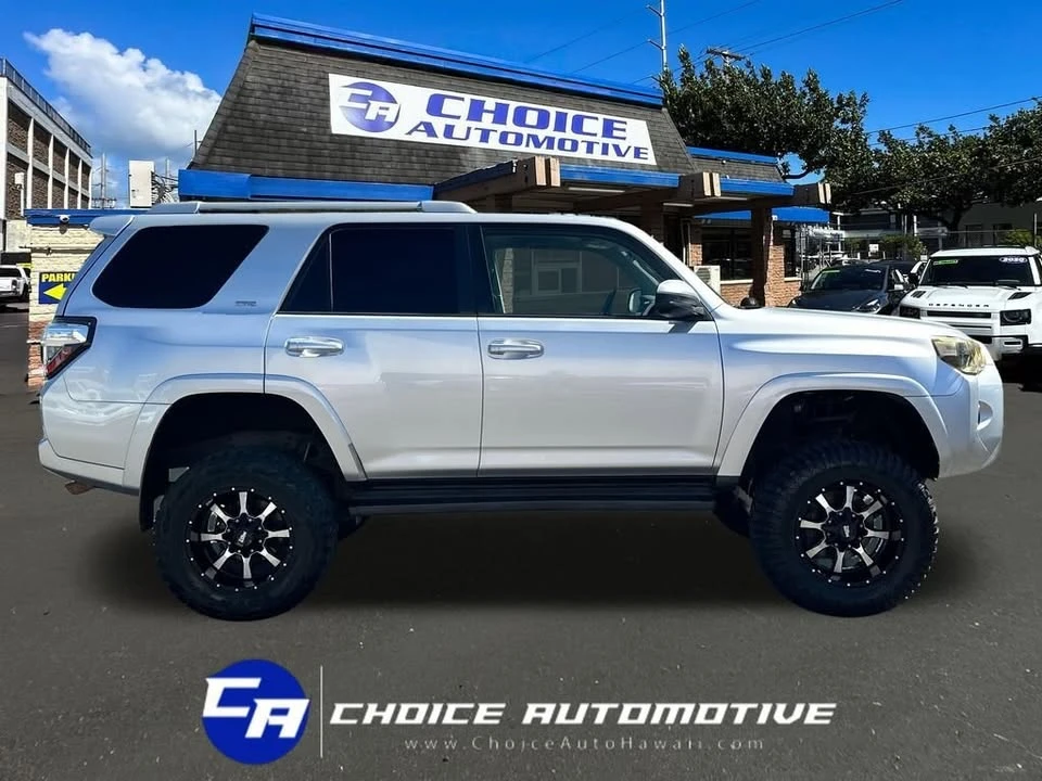 2014 Toyota 4Runner 5th Gen - Image 5 of 9