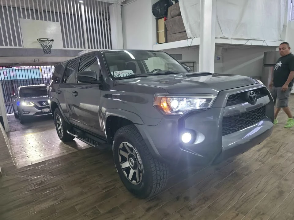 2014 Toyota 4Runner 5th Gen - Image 3 of 14