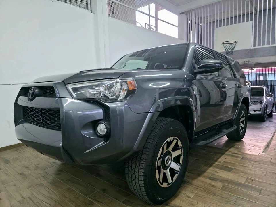 2014 Toyota 4Runner 5th Gen - Image 5 of 14