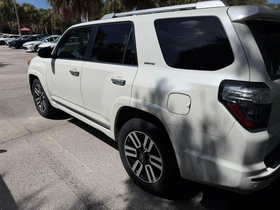 2014 Toyota 4Runner 5th Gen - Image 8 of 9