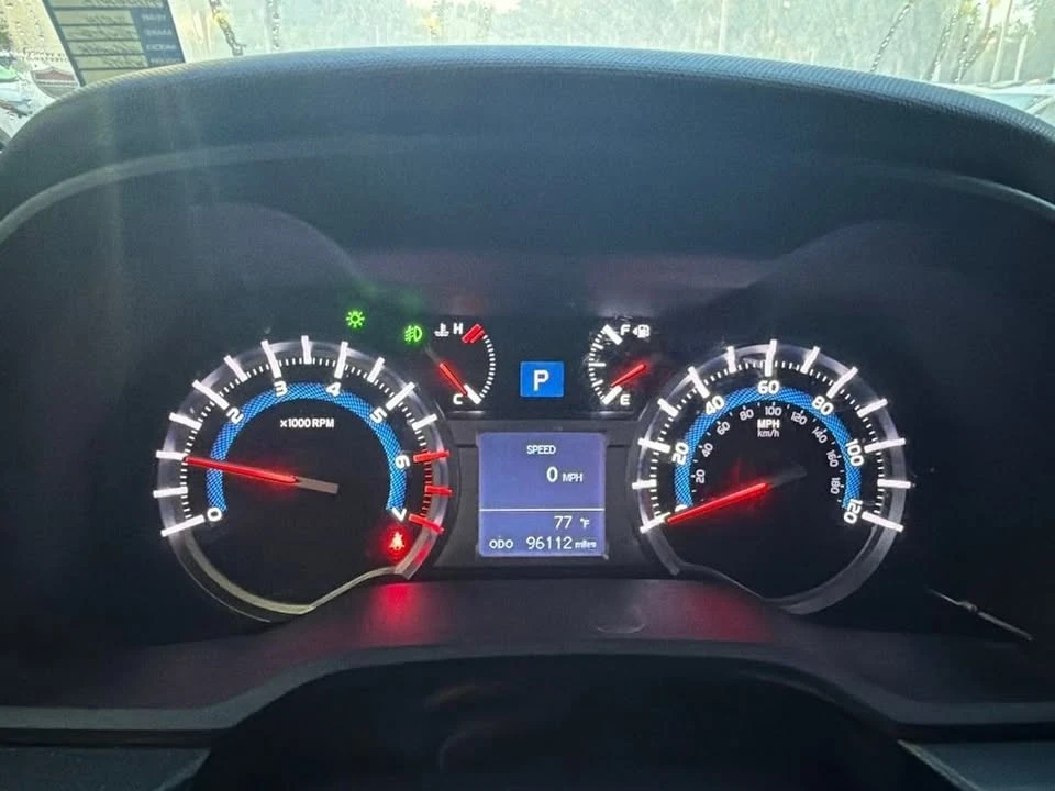 2014 Toyota 4Runner 5th Gen - Image 7 of 9