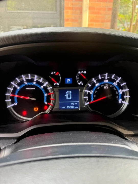 2014 Toyota 4Runner 5th Gen - Image 2 of 9